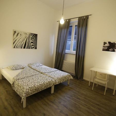Chilly & Pepper'S Home Ljubljana Bagian luar foto